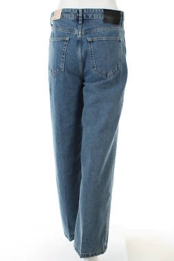 Дамски дънки Mango2