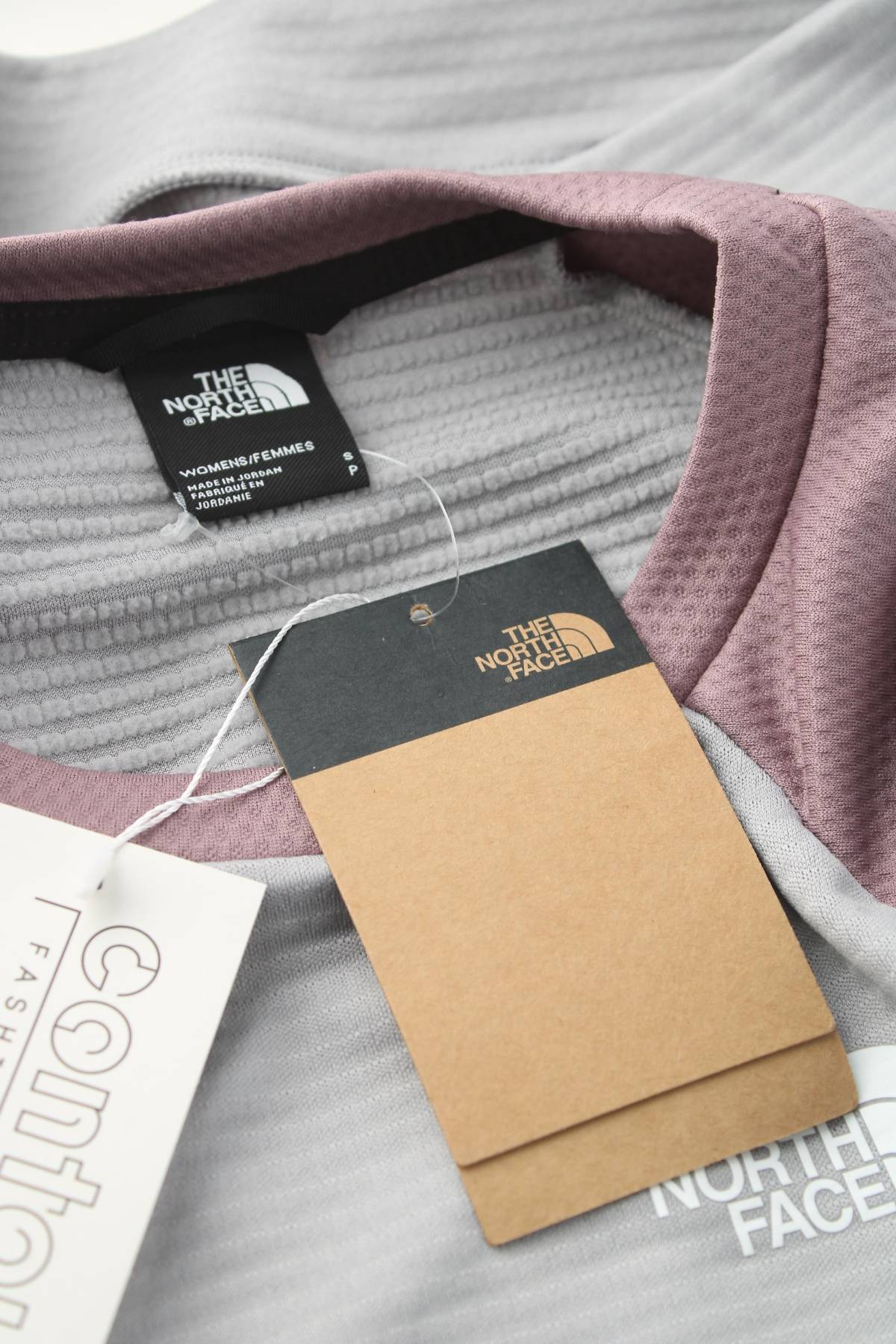 Γυναικεία αθλητική μπλούζα The North Face3 - Contourshop.gr Γυναικεία αθλητική μπλούζα The North Face3