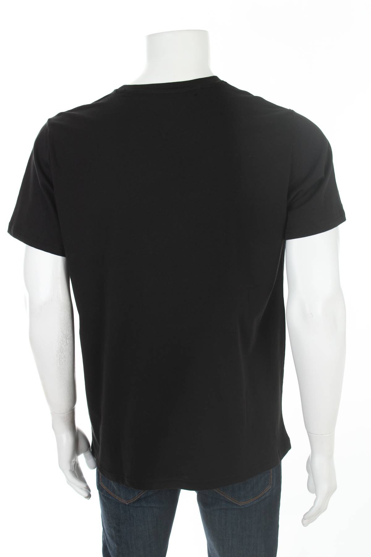 Мъжка тениска Tommy Jeans2