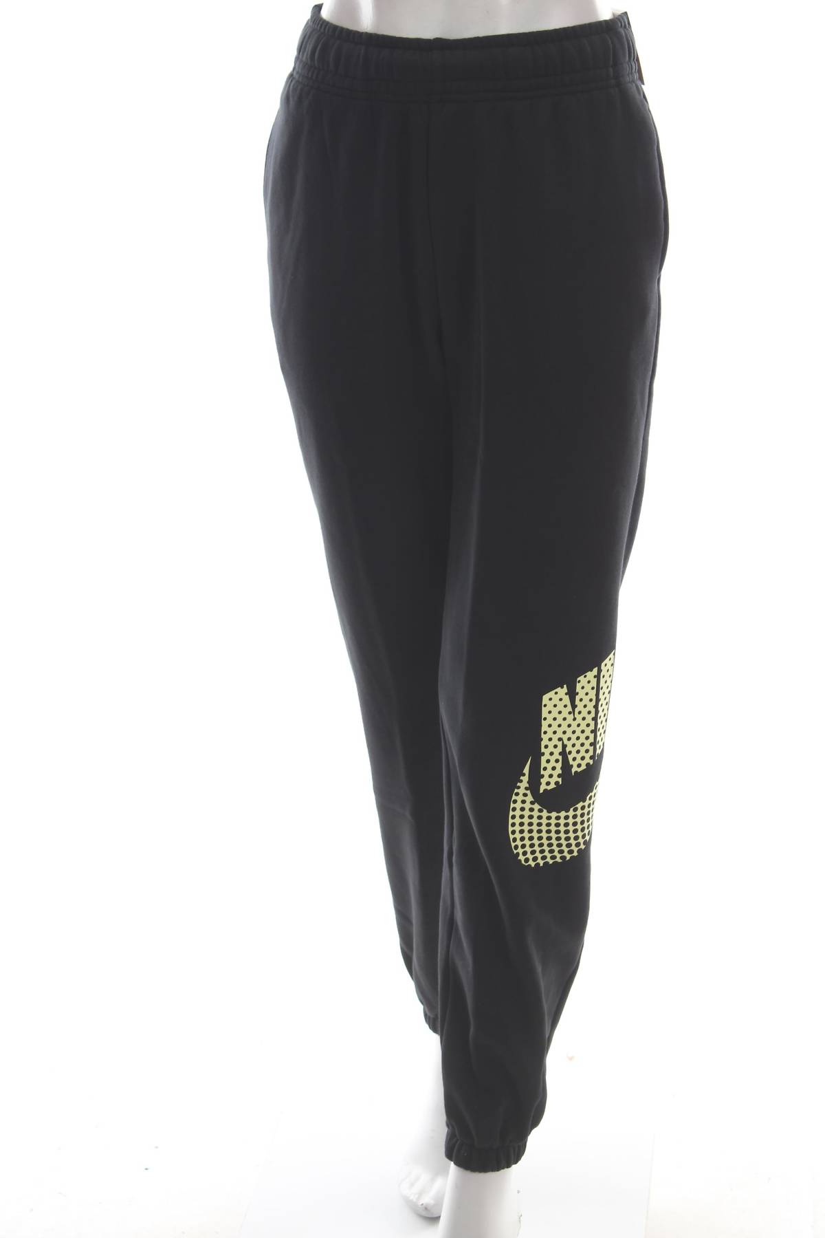 Дамско спортно долнище Nike1 - Contour.bg Дамско спортно долнище Nike1