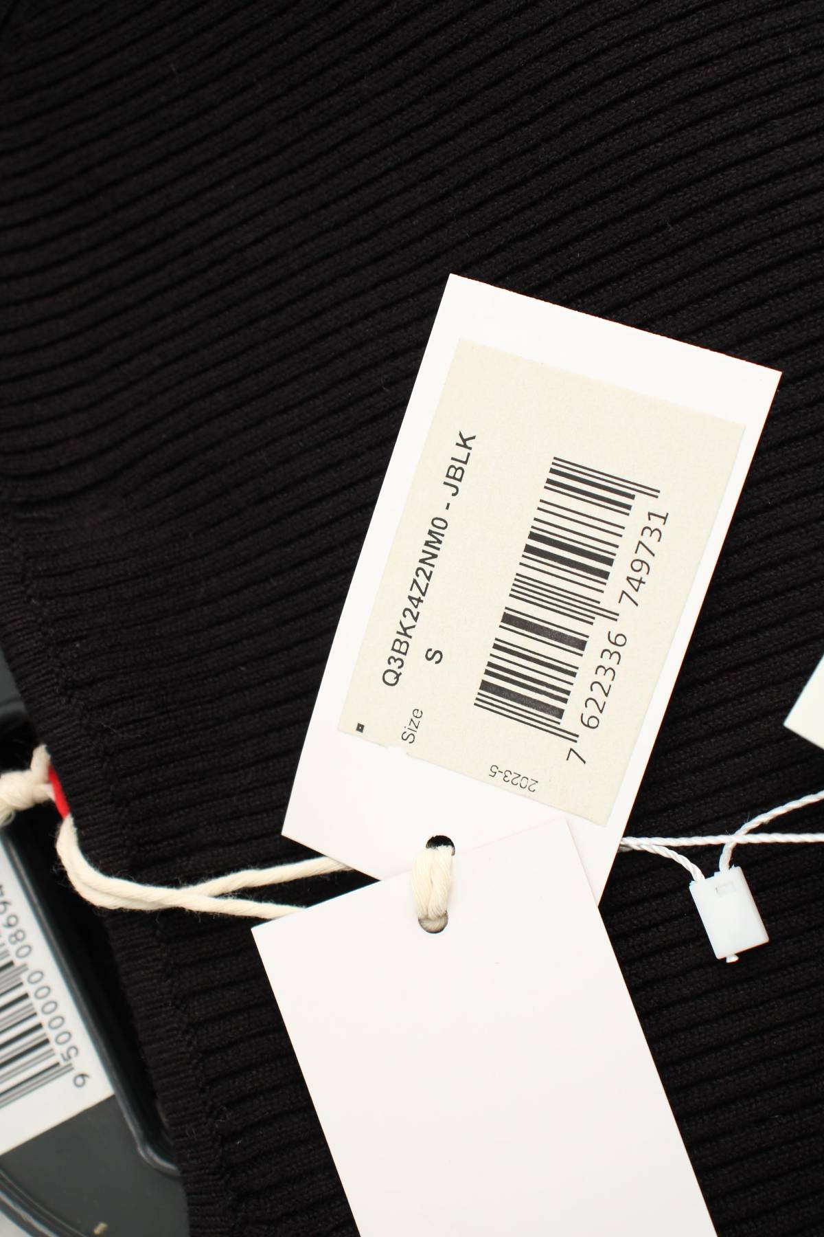 Φορέματα Guess3