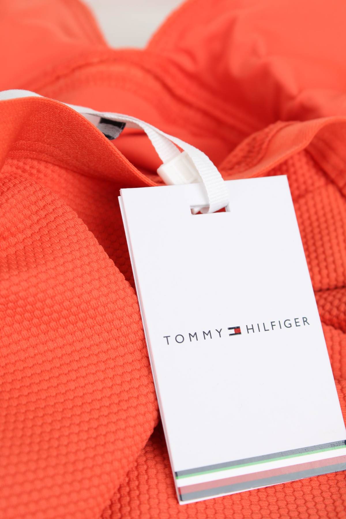 Цял бански Tommy Hilfiger3 - Contour.bg Цял бански Tommy Hilfiger3
