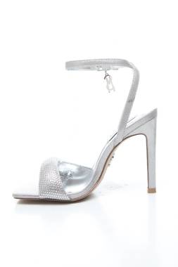 Σανδάλια Steve Madden2