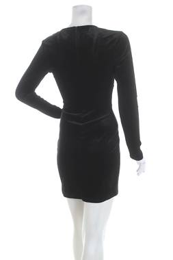 Рокля Gina Tricot2