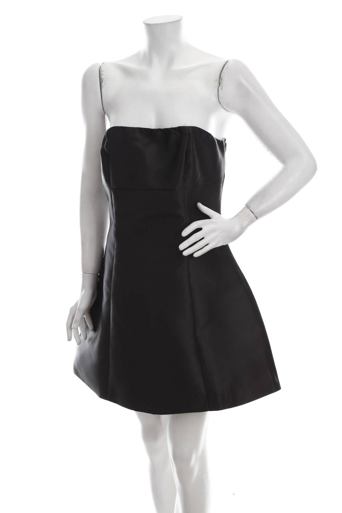 Рокля Boohoo1 - Contour.bg Рокля Boohoo1