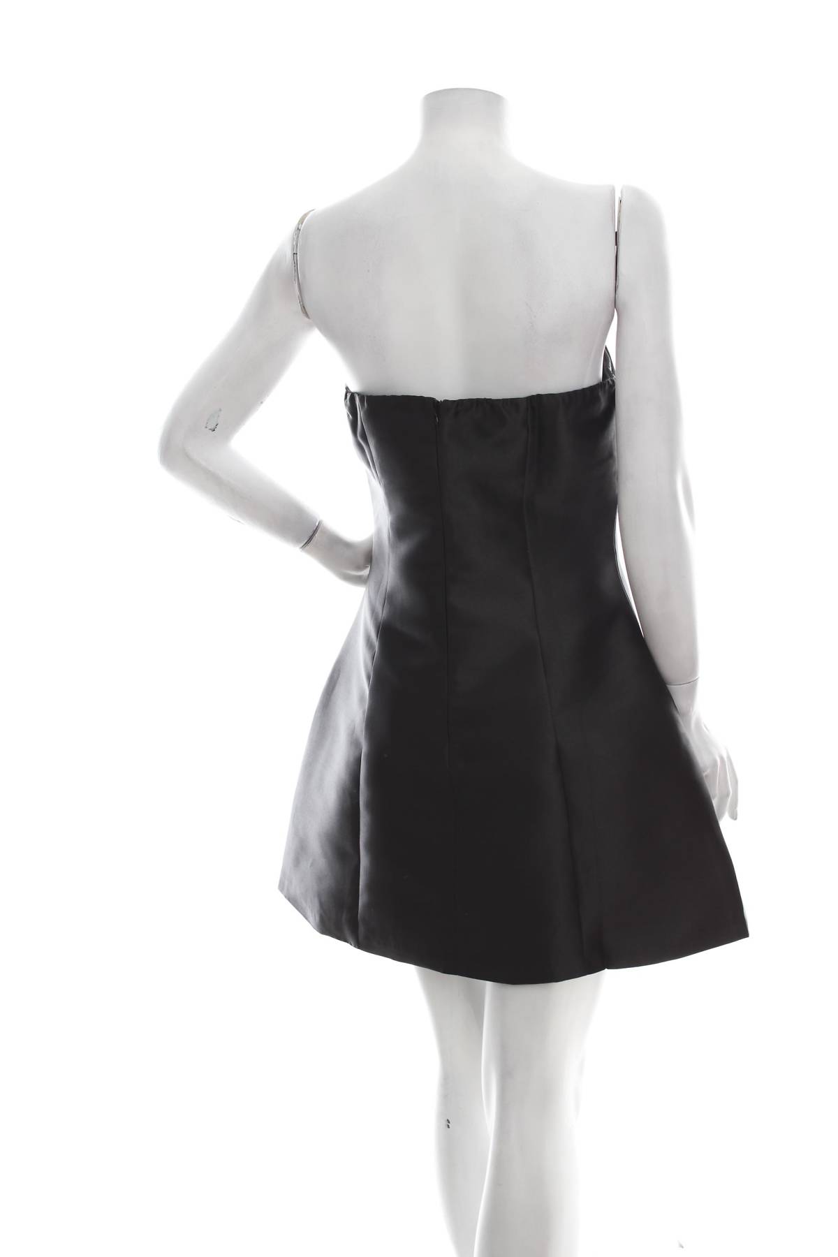 Рокля Boohoo2 - Contour.bg Рокля Boohoo2