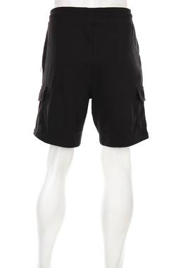 Мъжки къс панталон Burton Menswear London2 - Contour.bg Мъжки къс панталон Burton Menswear London2