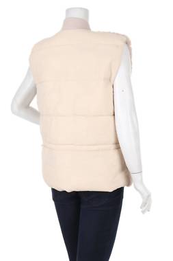 Дамски елек Esprit2