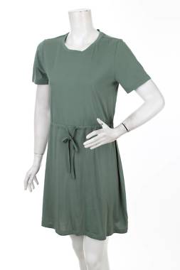 Рокля Vero Moda1
