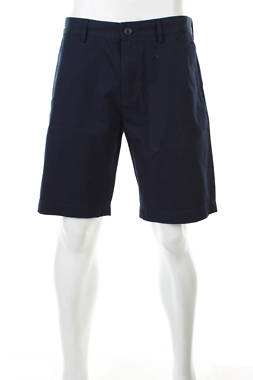 Мъжки къс панталон Lacoste1