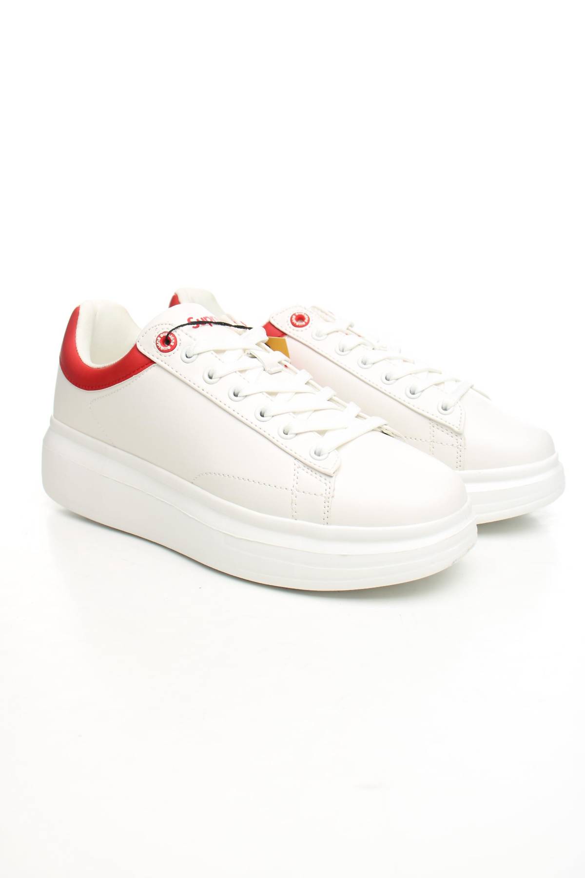 Sneakers Supreme Spain3