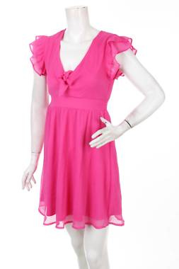 Φορέματα Only1