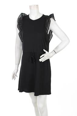 Φορέματα Only1