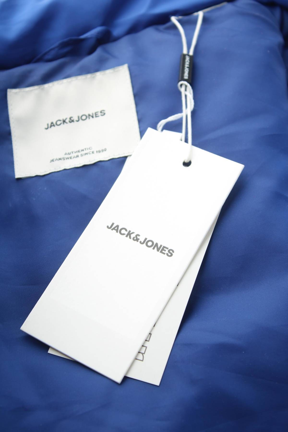 Ανδρικό γιλέκο Jack & Jones3