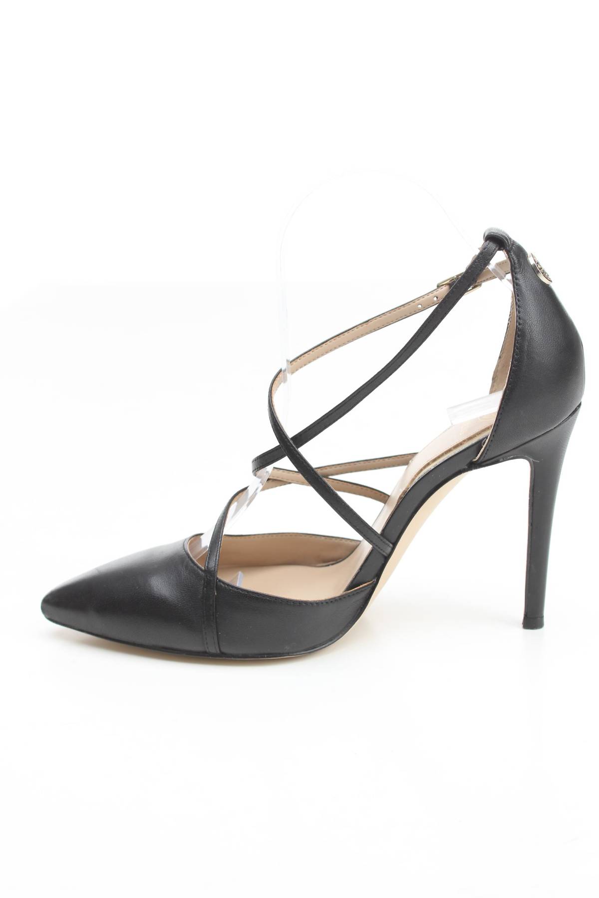 Γυναικεία παπούτσια Guess2 - Contourshop.gr Γυναικεία παπούτσια Guess2