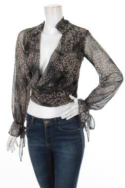 Γυναικεία μπλούζα Boohoo1 - Contourshop.gr Γυναικεία μπλούζα Boohoo1