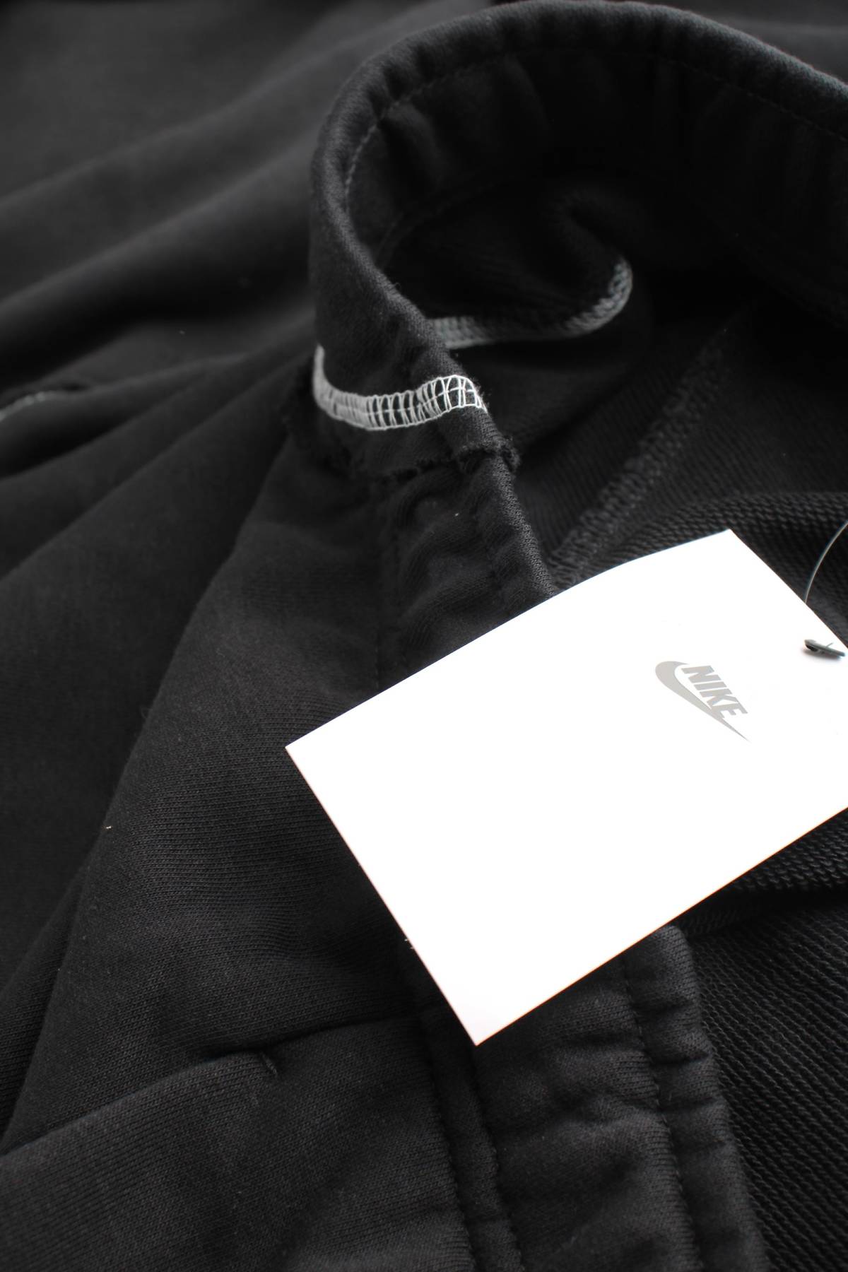 Дамско спортно долнище Nike3 - Contour.bg Дамско спортно долнище Nike3