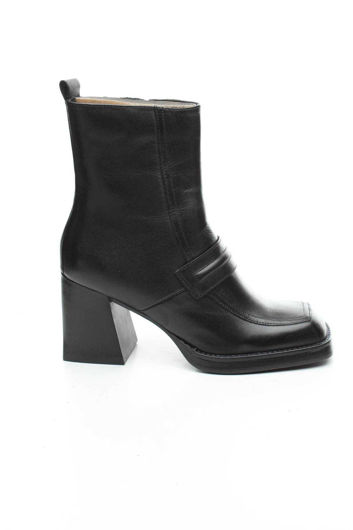 Дамски боти Tamaris1