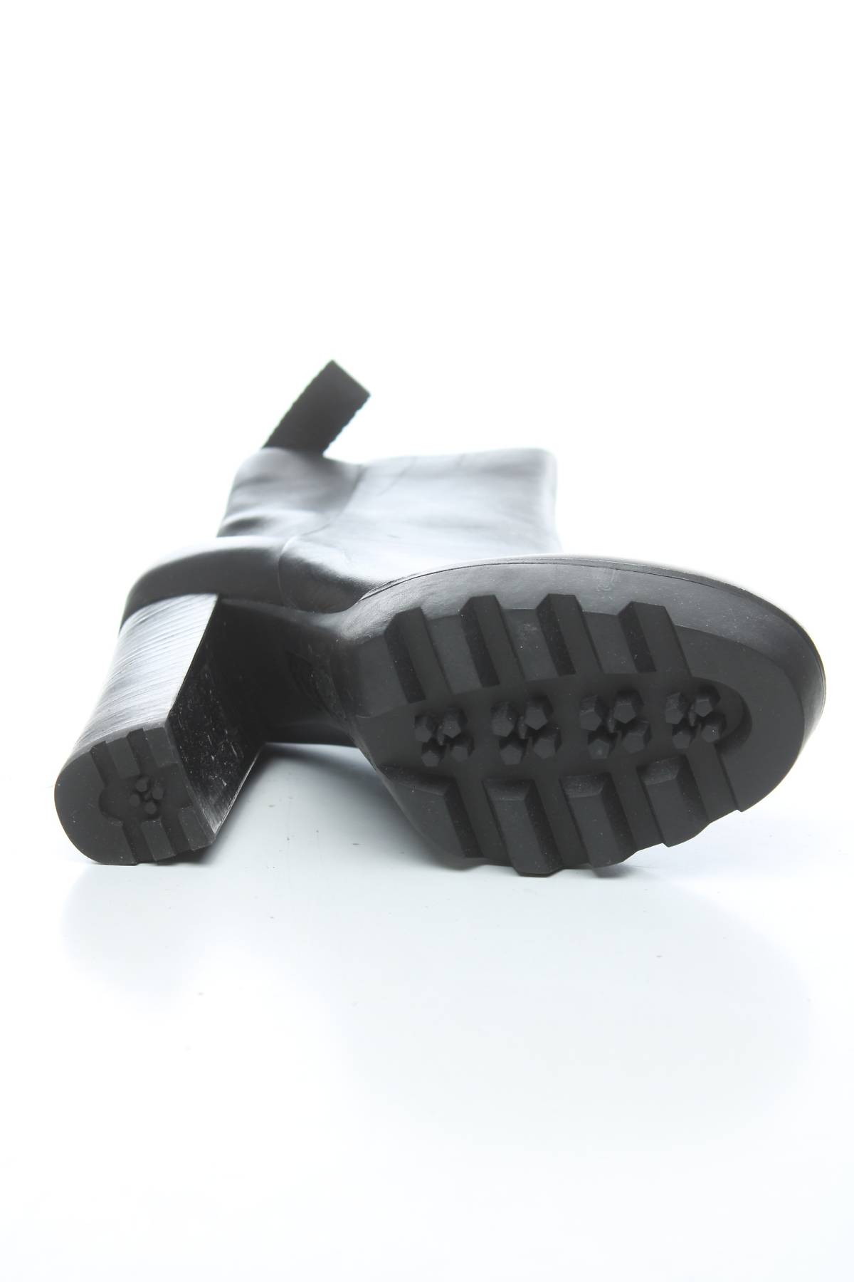 Дамски боти Guess4