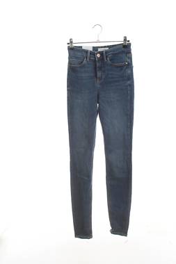 Дамски дънки Guess1