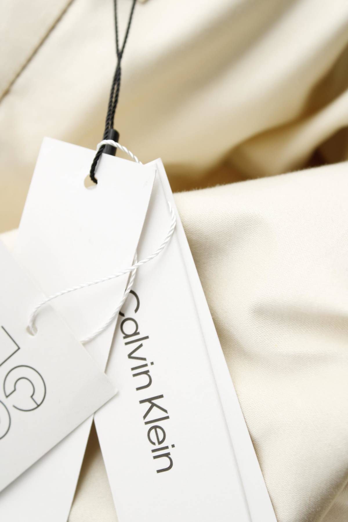 Ανδρικό σορτσάκι Calvin Klein3 - Contourshop.gr Ανδρικό σορτσάκι Calvin Klein3