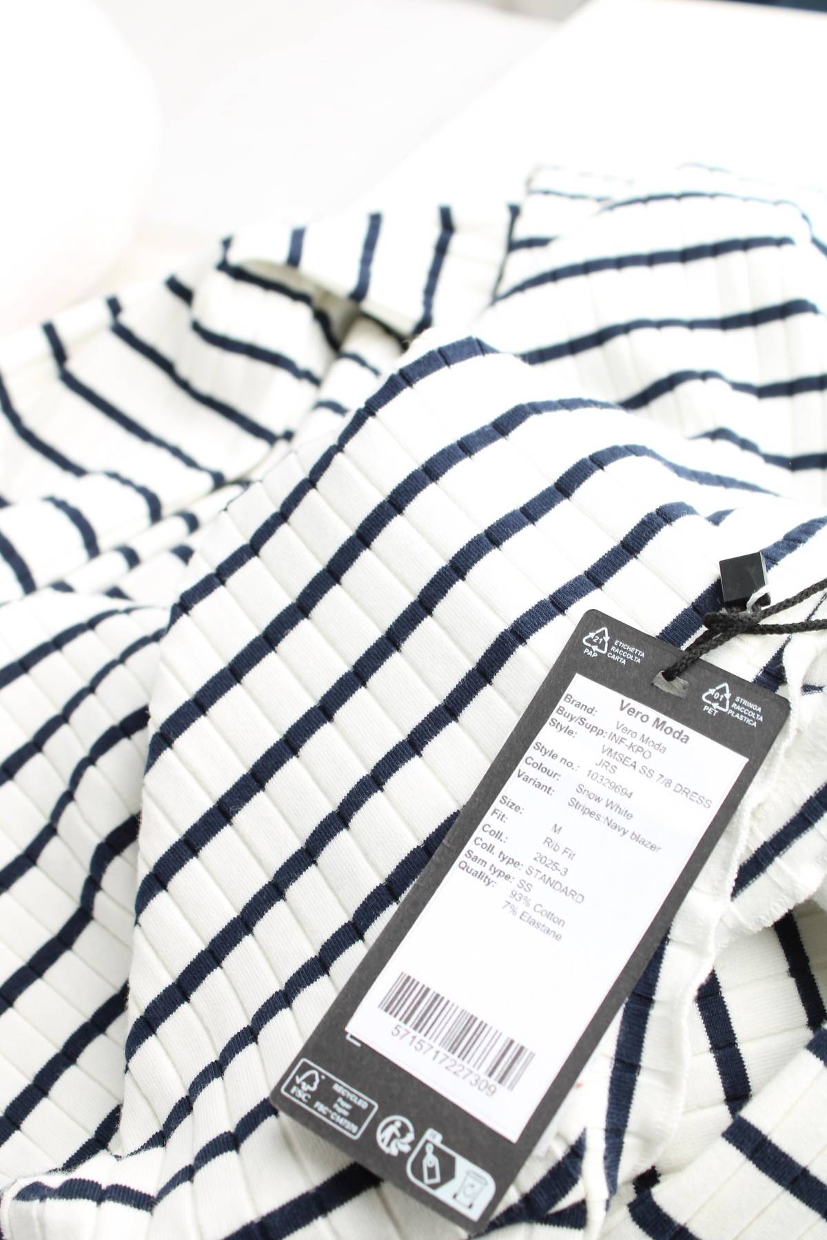 Φορέματα Vero Moda3