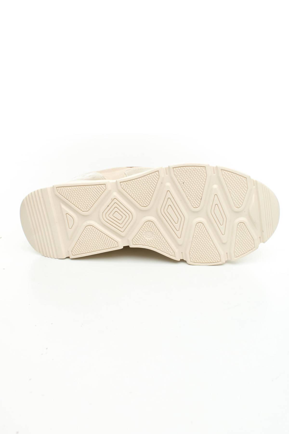 Дамски обувки Steve Madden4 - Contour.bg Дамски обувки Steve Madden4