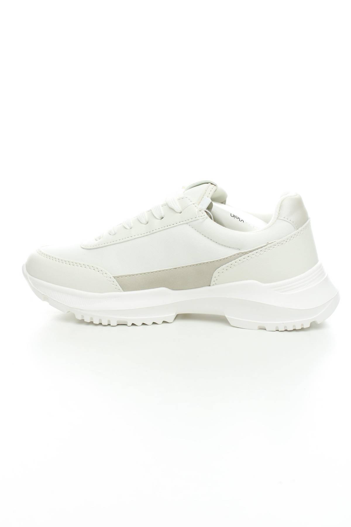 Дамски обувки Calvin Klein3