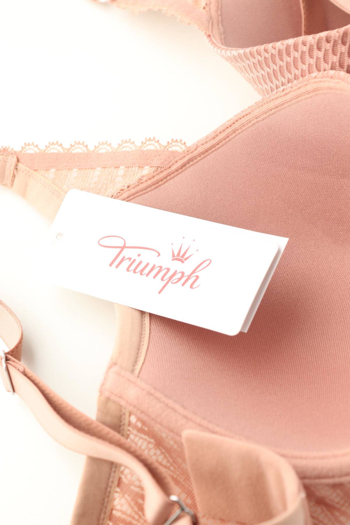 Сутиен Triumph3 - Contour.bg Сутиен Triumph3