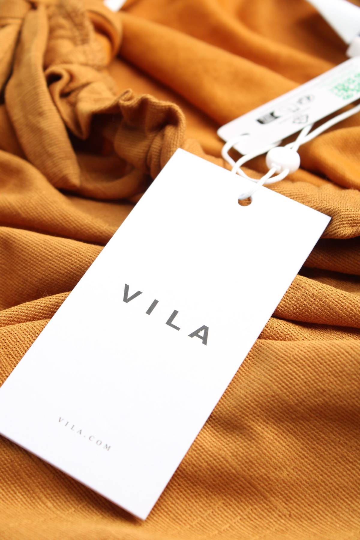 Γυναικείο αμάνικο Vila3 - Contourshop.gr Γυναικείο αμάνικο Vila3