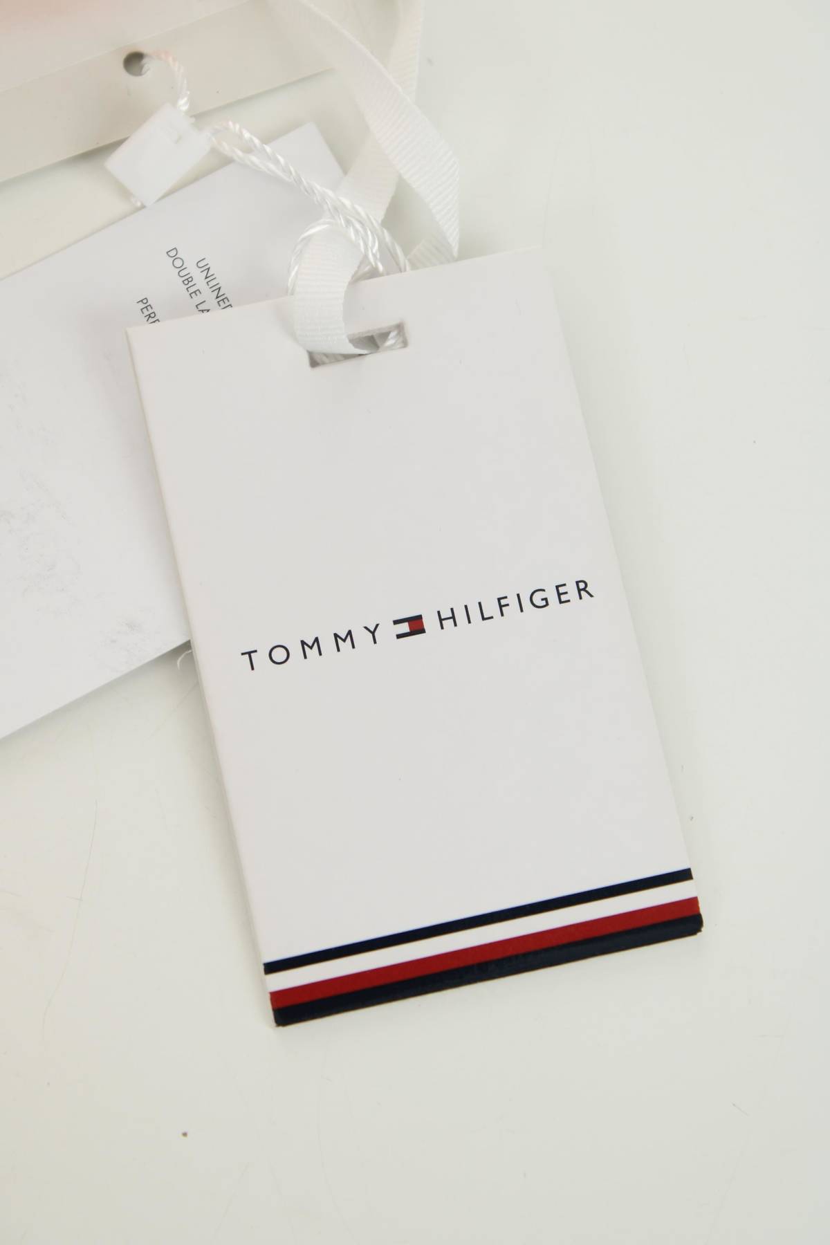 Сутиен Tommy Hilfiger3