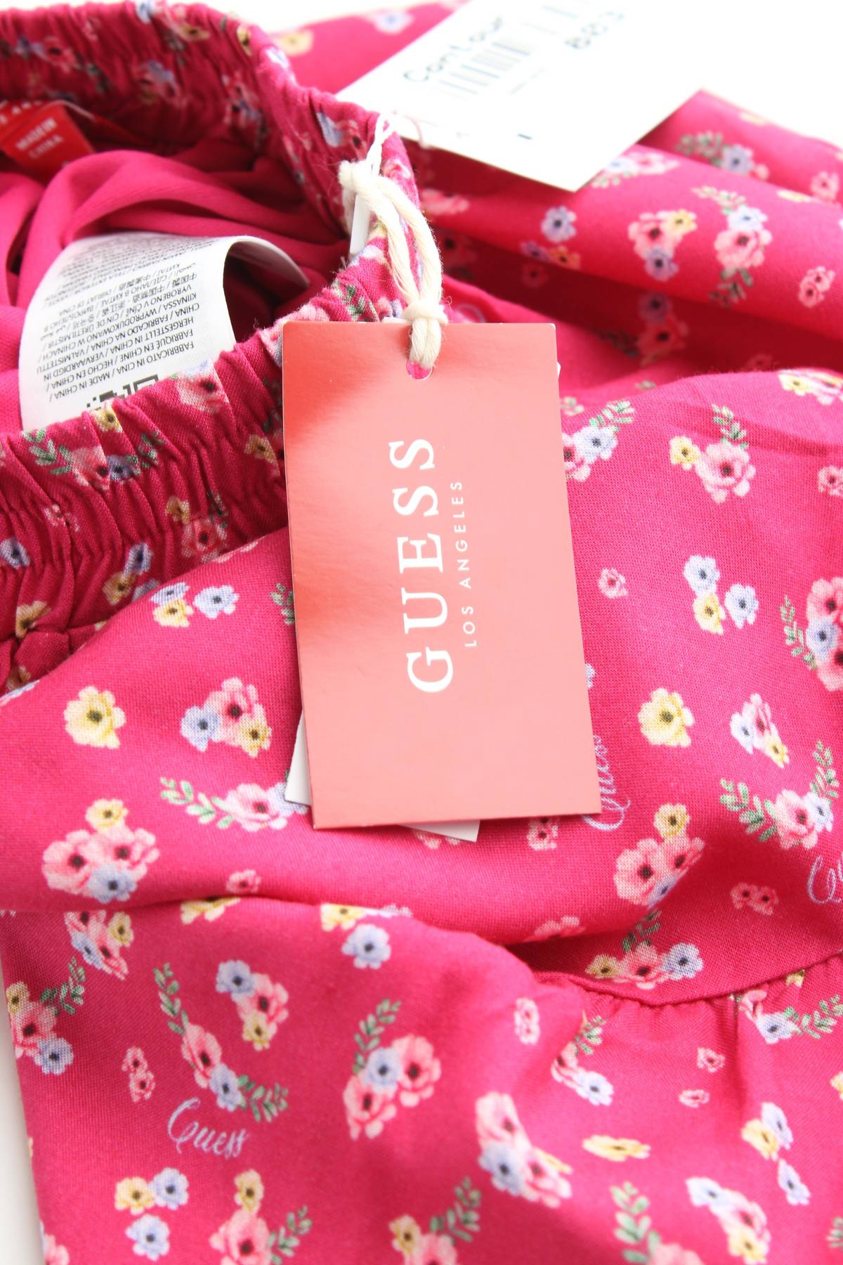 Детска пола Guess3