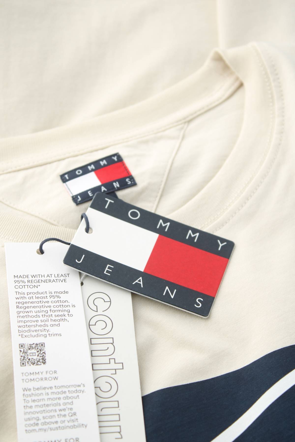 Мъжка тениска Tommy Jeans3