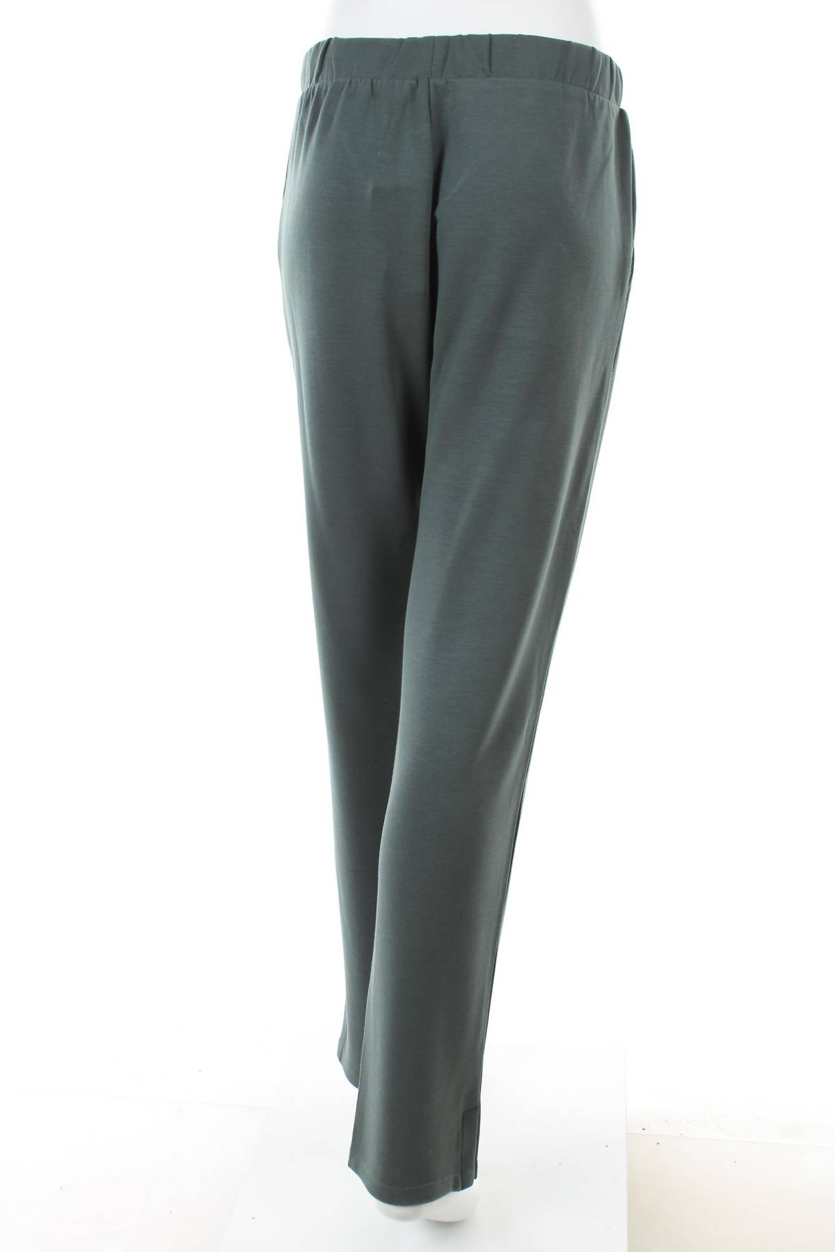 Домашно облекло Triumph2