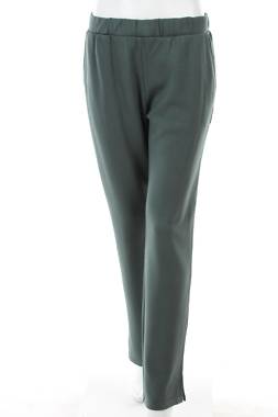 Домашно облекло Triumph1