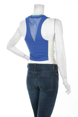 Дамски спортен потник Reebok2