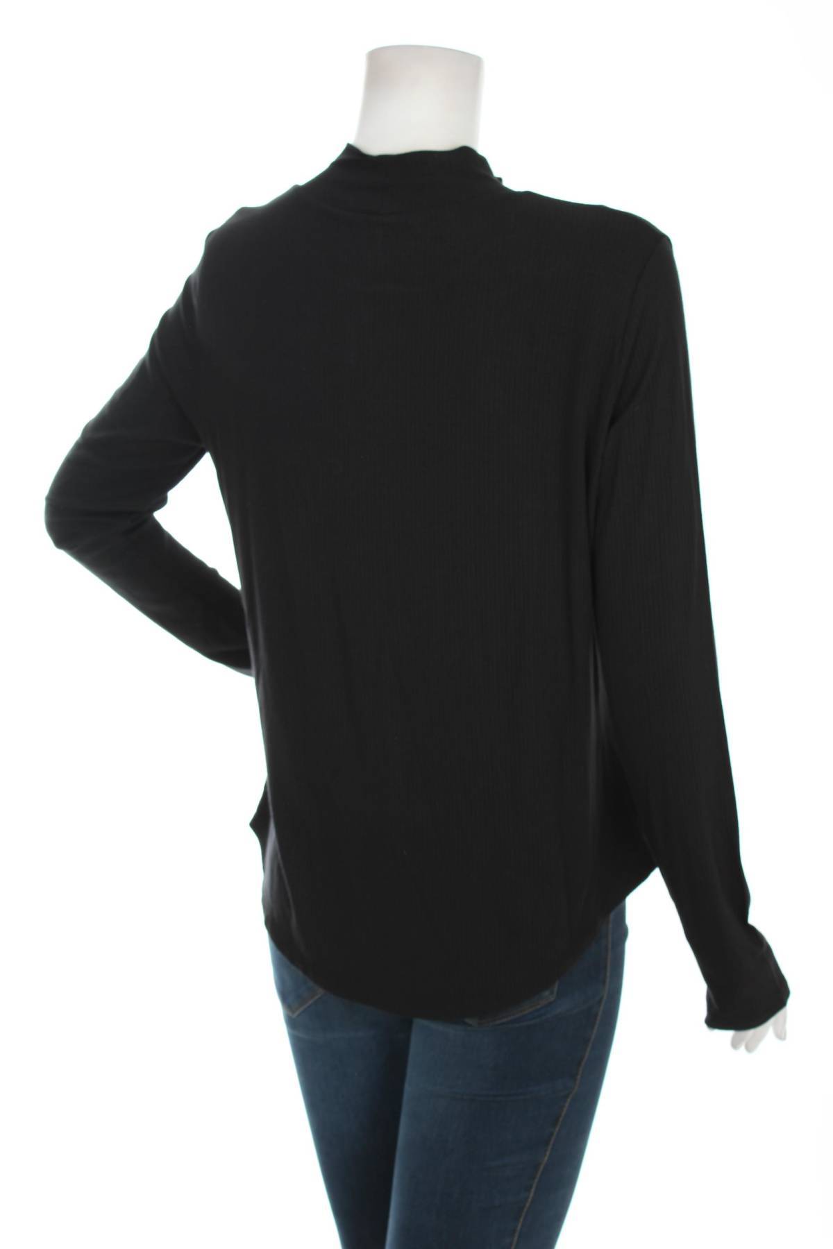 Домашно облекло Triumph2