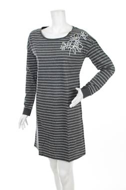 Дамска нощница Triumph1 - Contour.bg Дамска нощница Triumph1