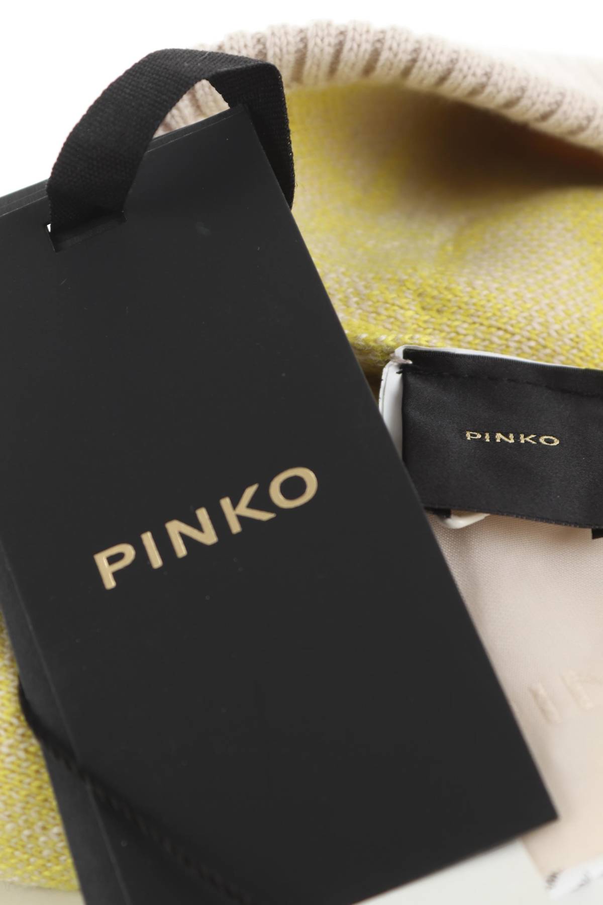 Шапка Pinko3