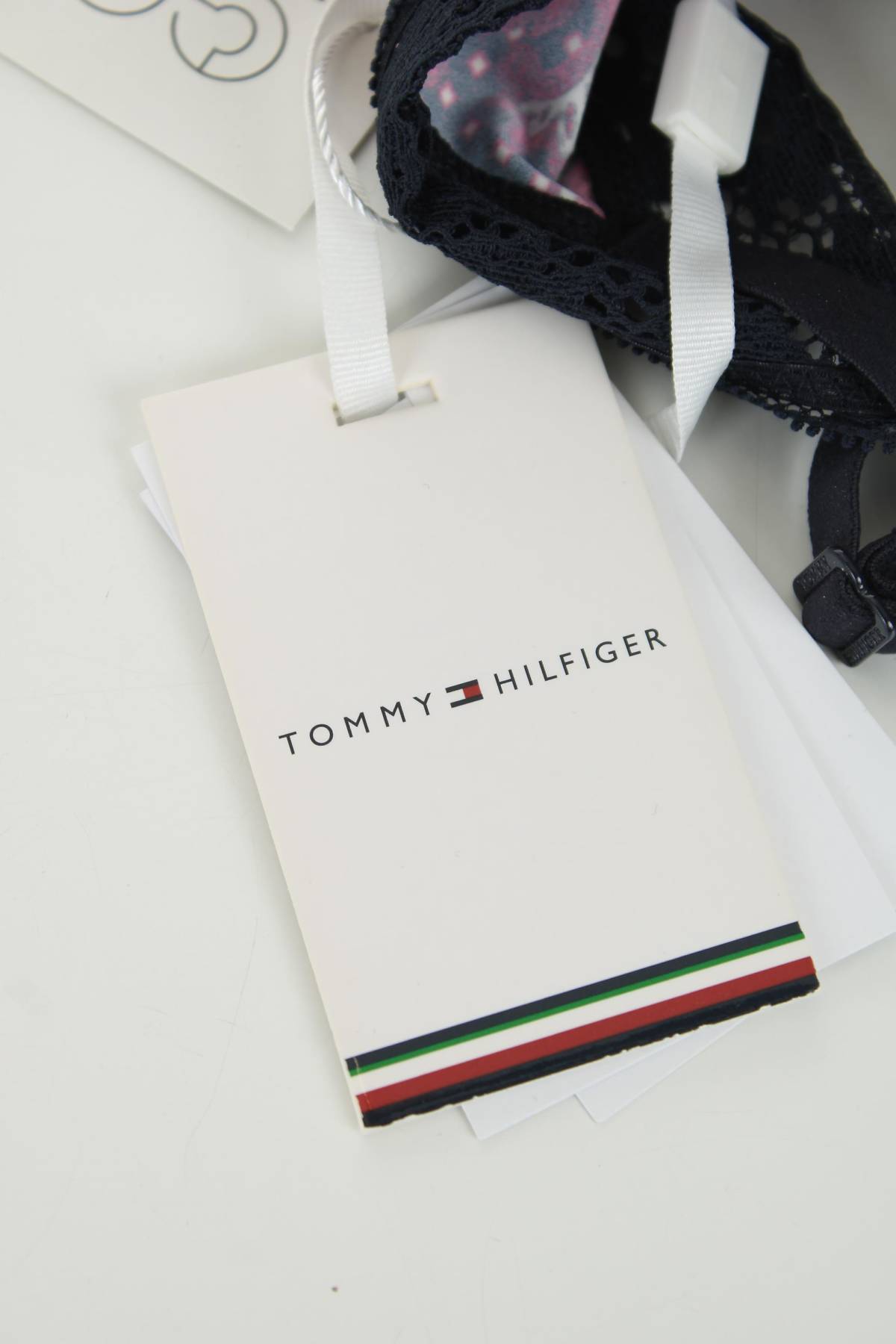 Сутиен Tommy Hilfiger3