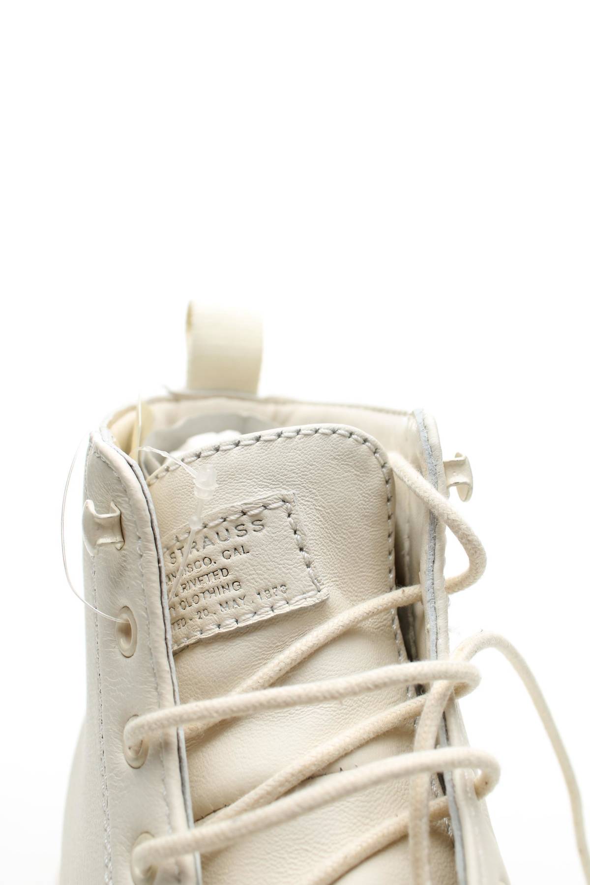 Дамски боти Levi's5