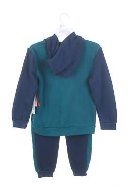 Спортен екип Reebok2