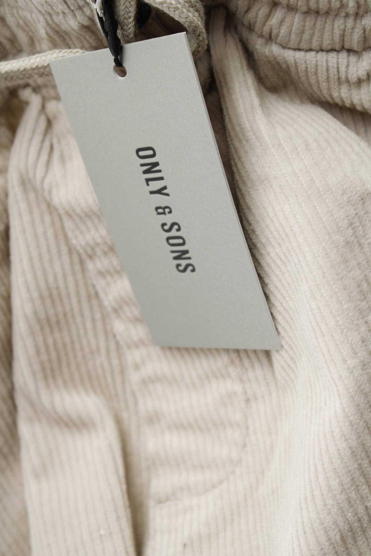 Мъжки къс панталон Only & Sons3