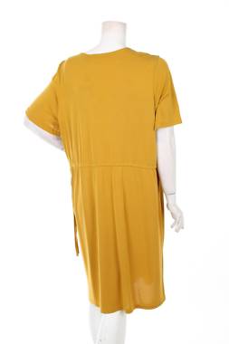 Рокля Vero Moda2