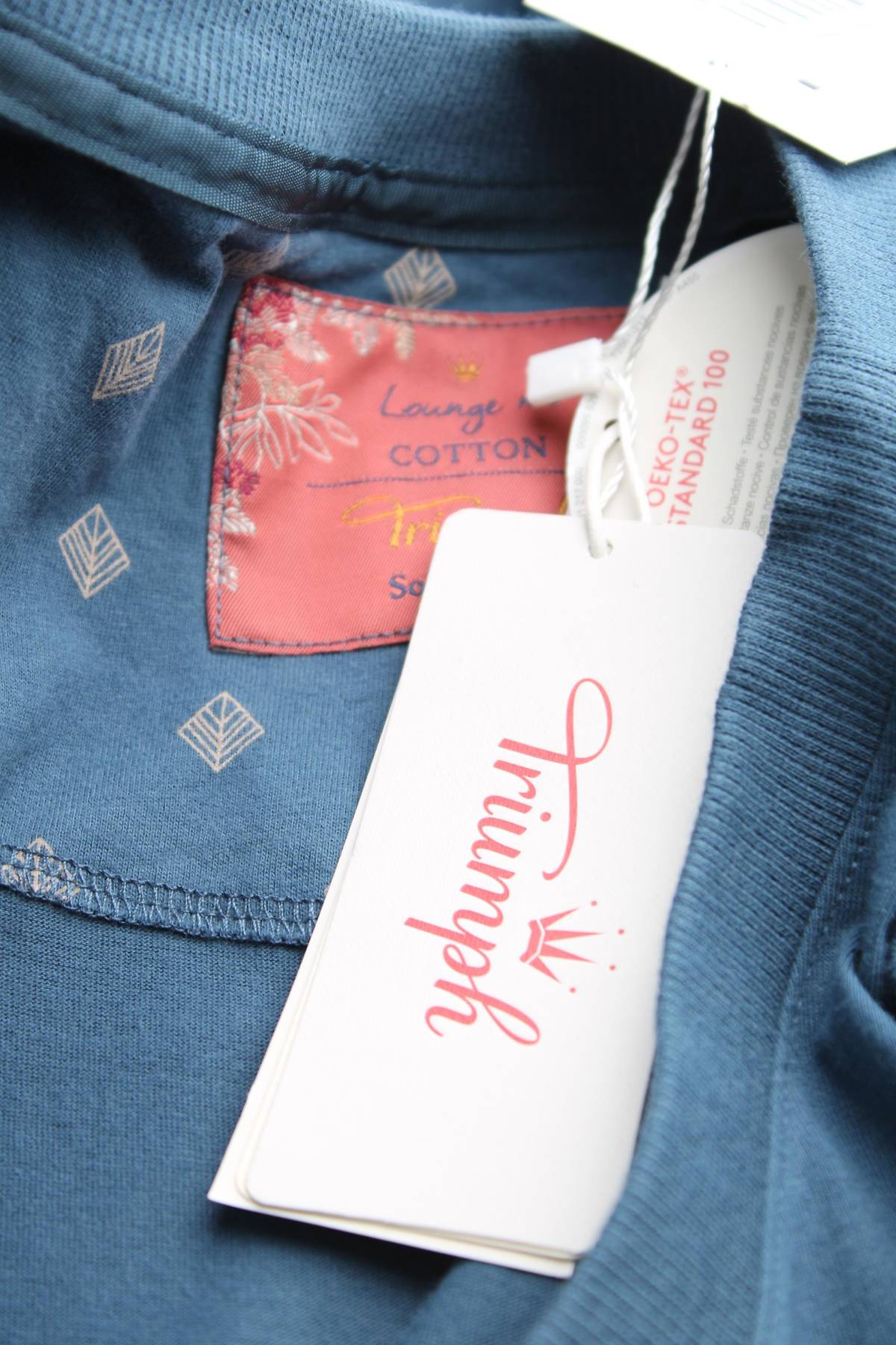 Домашно облекло Triumph3