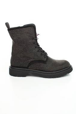 Γυναικεία μποτάκια Lascana1