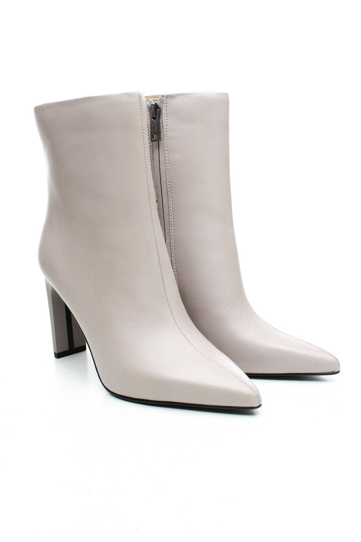 Дамски боти Tamaris3