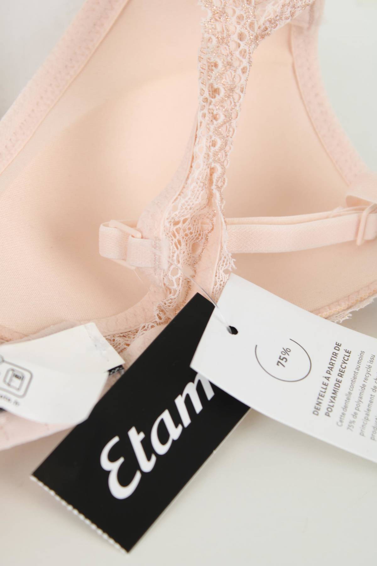 Сутиен Etam3 - Contour.bg Сутиен Etam3