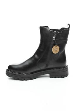 Дамски боти Marco Tozzi2