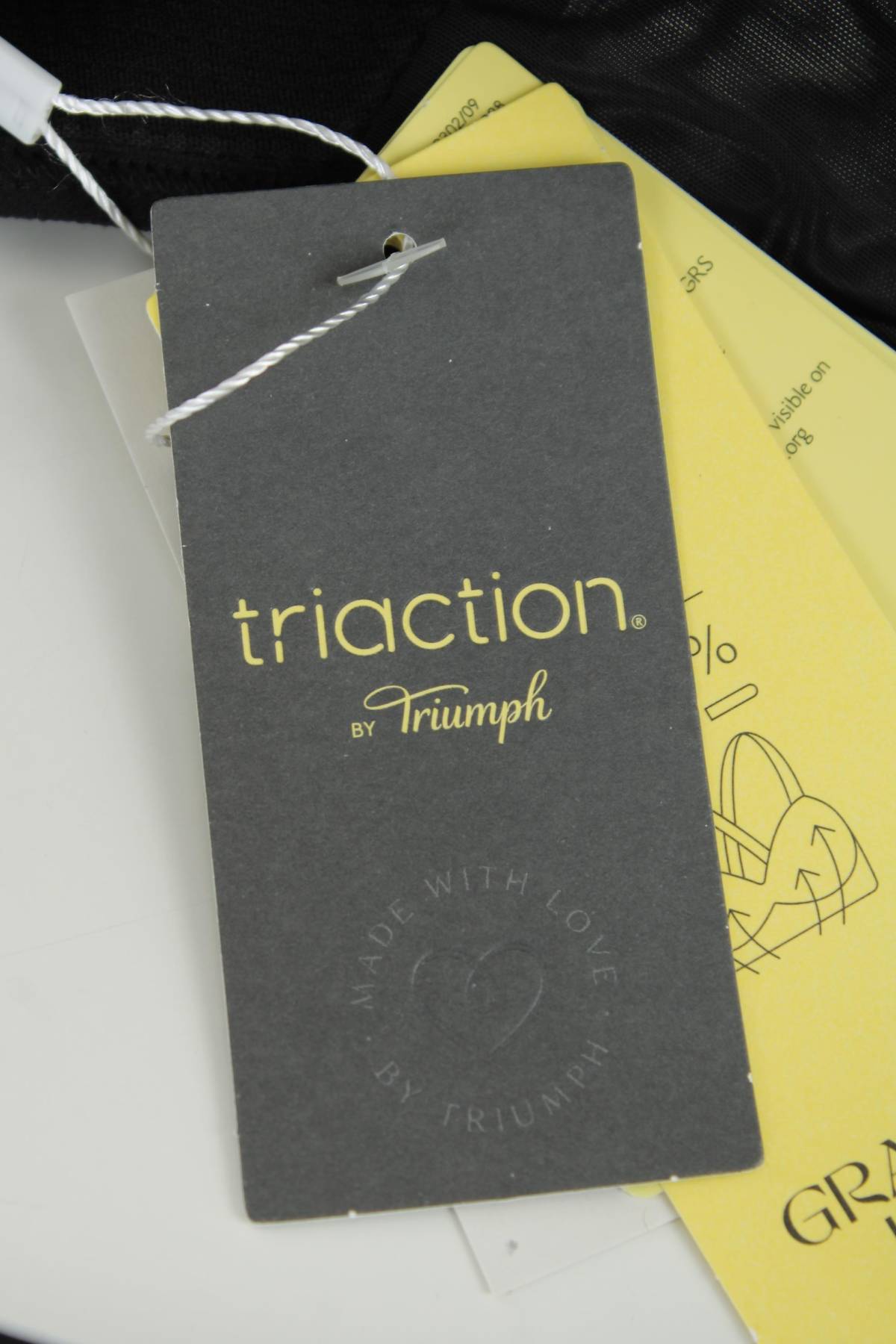 Спортен сутиен Triumph Triaction3